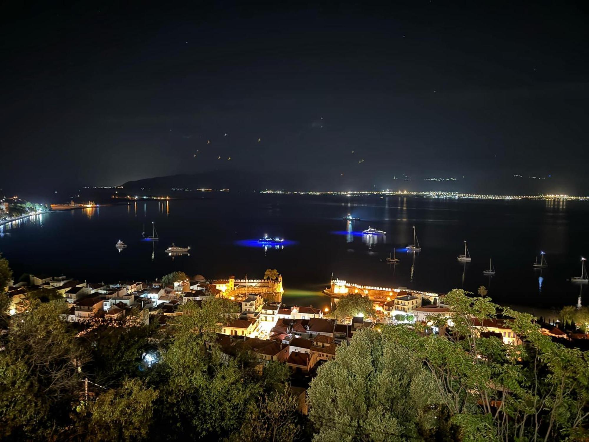 Nafpaktos Studio In Port Ιι Eksteriør bilde
