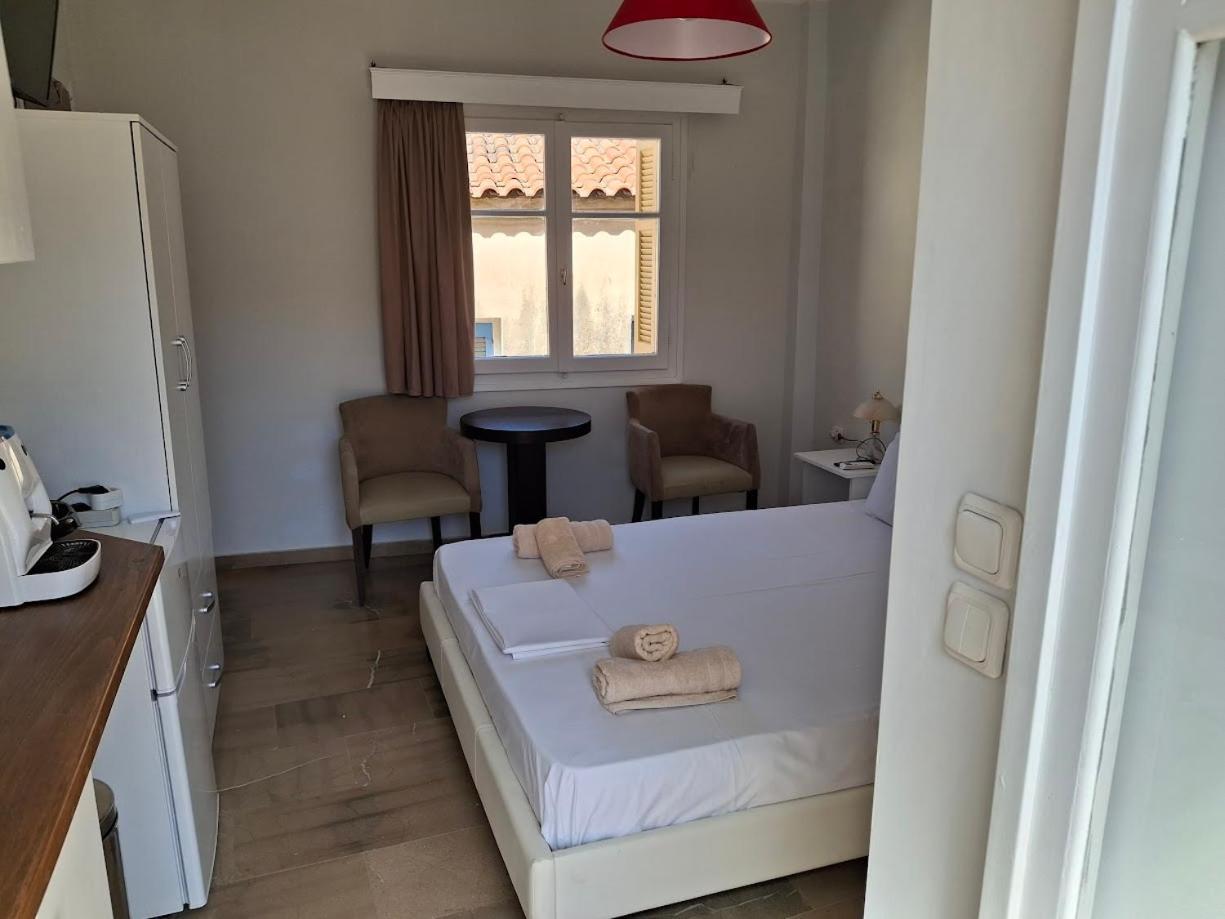 Nafpaktos Studio In Port Ιι Eksteriør bilde